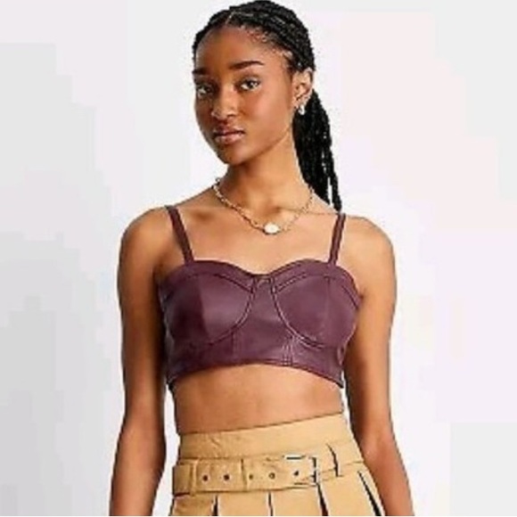 Future Collective top - Picture 3 of 9